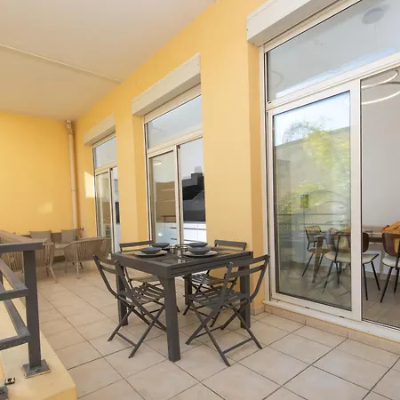 Apartman Jardin Des Muses - 2 Pieces - Parking Carre D'or *