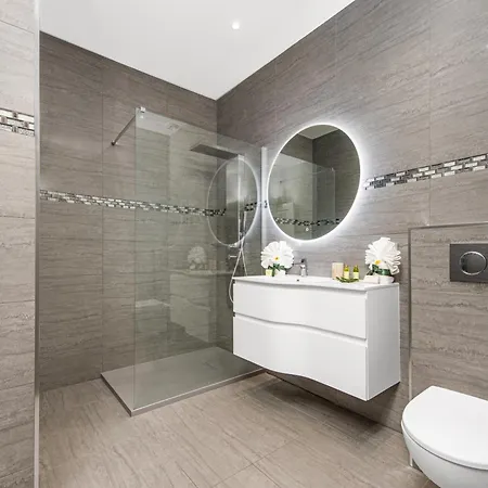 Lejlighed Jardin Des Muses - 2 Pieces - Parking Carre D'or *