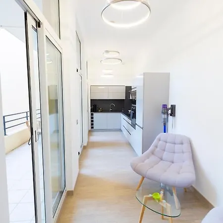 Lägenhet Jardin Des Muses - 2 Pieces - Parking Carre D'or Menton