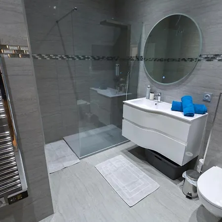 Lägenhet Jardin Des Muses - 2 Pieces - Parking Carre D'or