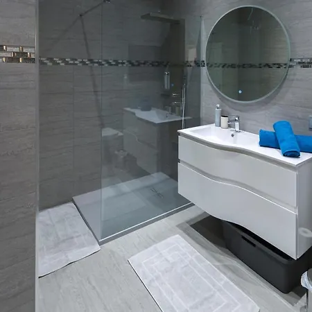 Jardin Des Muses - 2 Pieces - Parking Carre D'or Lägenhet