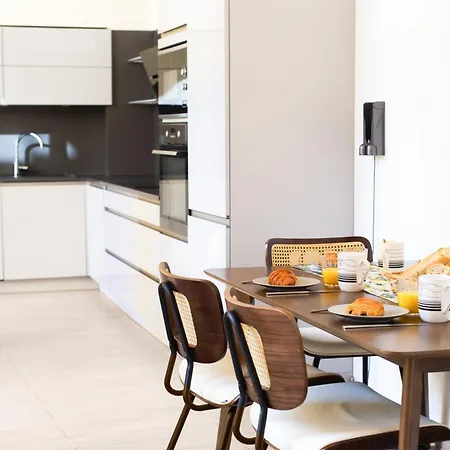 Appartamento Jardin Des Muses - 2 Pieces - Parking Carré D'or *