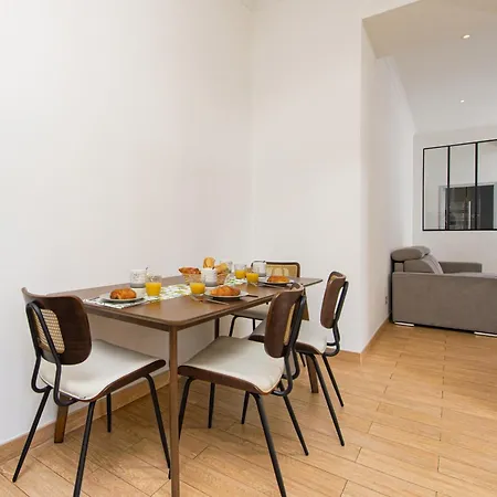 Jardin Des Muses - 2 Pieces - Parking Carré D'or