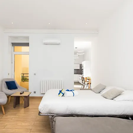 Apartamento Jardin Des Muses - 2 Pieces - Parking Carré D'or