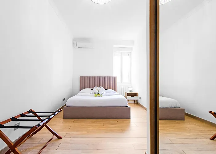 Apartment Jardin Des Muses - 2 Pieces - Parking Carre D'or *