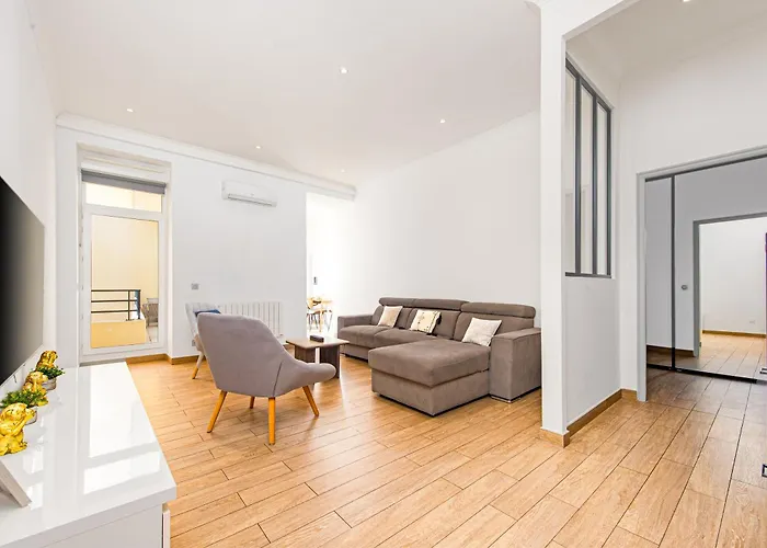 Jardin Des Muses - 2 Pieces - Parking Carre D'or Apartment