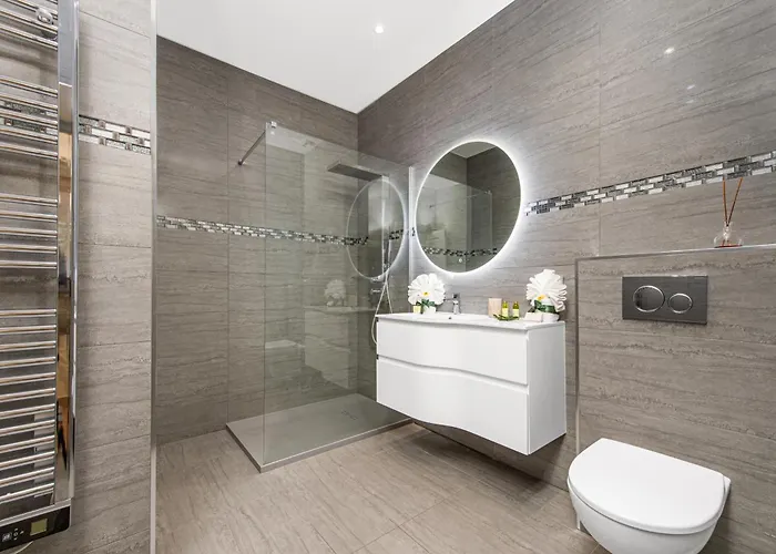 Apartamento Jardin Des Muses - 2 Pieces - Parking Carré D'or *