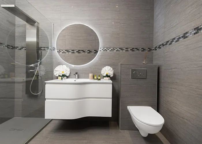 Apartment Jardin Des Muses - 2 Pieces - Parking Carre D'or Menton