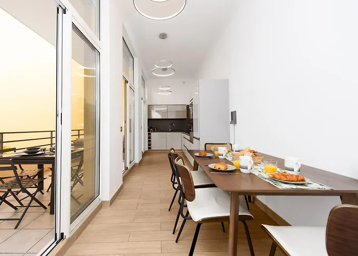 Jardin Des Muses - 2 Pieces - Parking Carre D'or * Menton